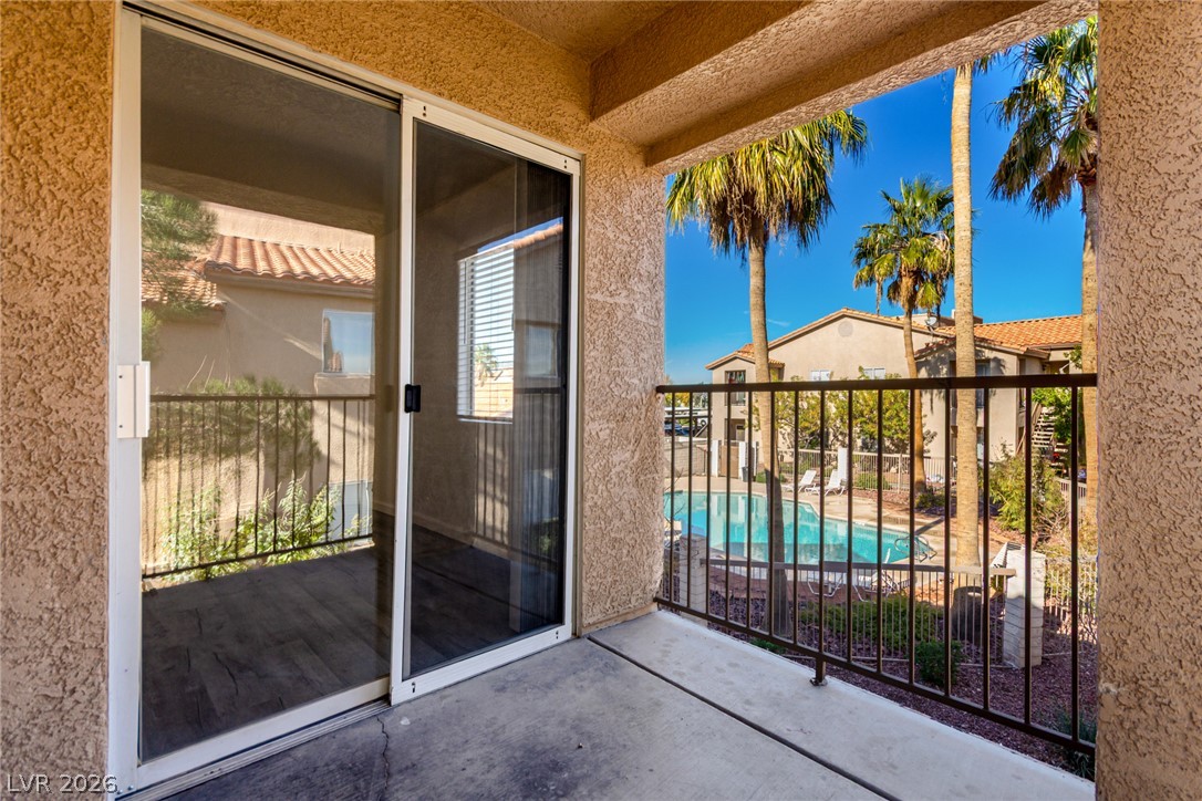 Photo 31 of 43, 2110 Los Feliz Street #2015