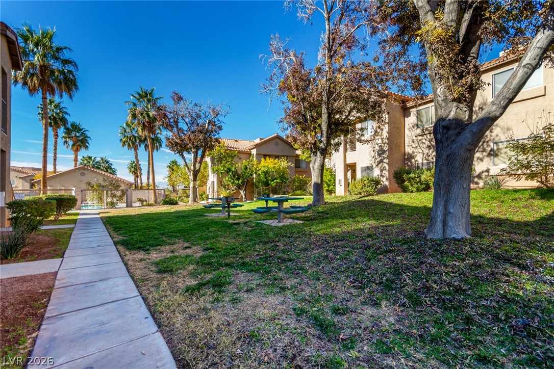 Photo 41 of 43, 2110 Los Feliz Street #2015