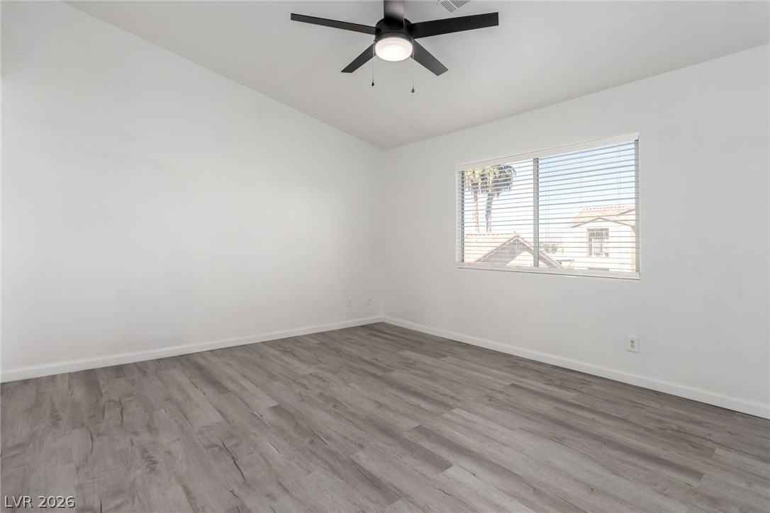 Photo 21 of 43, 2110 Los Feliz Street #2015