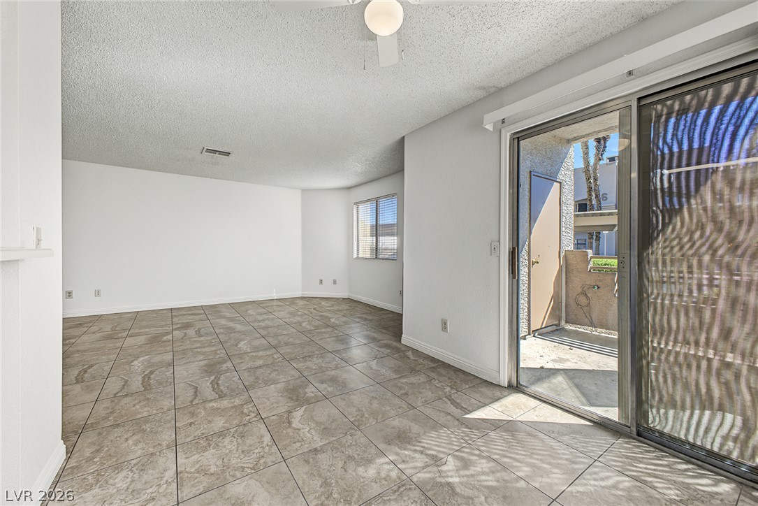 Photo 11 of 33, 6863 Tamarus Street #101