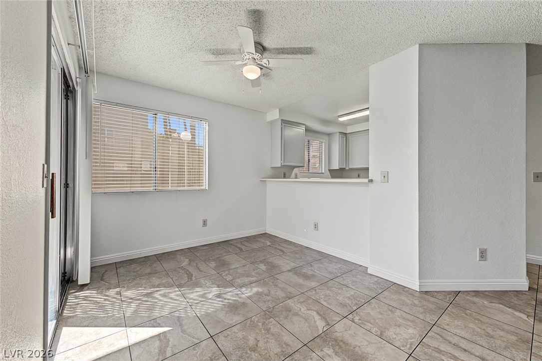 Photo 17 of 33, 6863 Tamarus Street #101