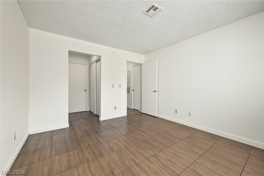 Photo 19 of 33, 6863 Tamarus Street #101