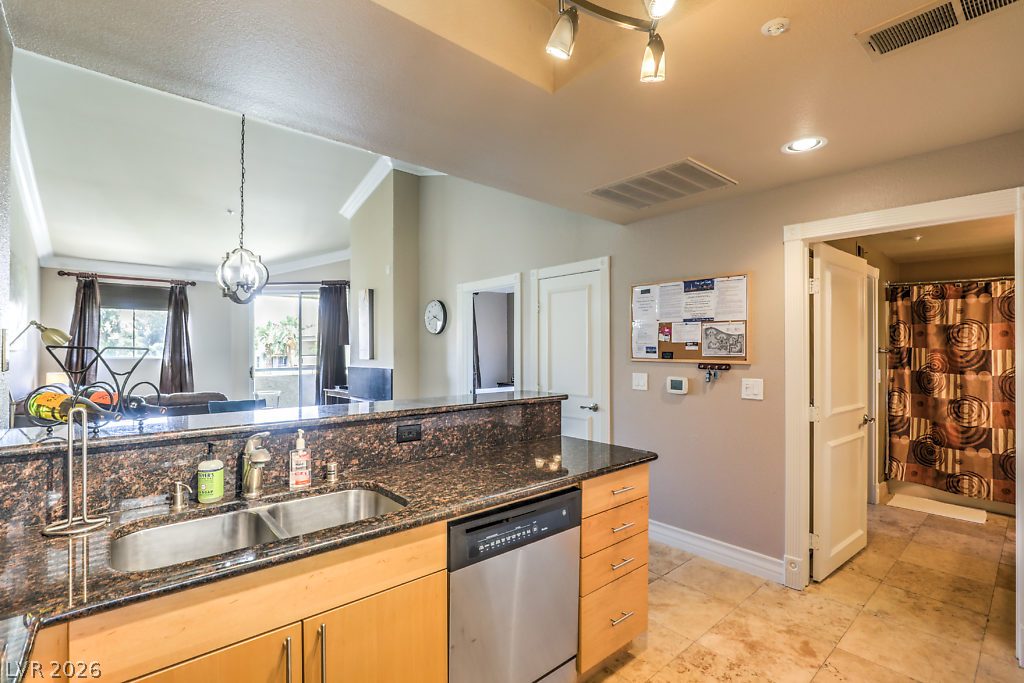 Photo 8 of 23, 260 E Flamingo Road #435
