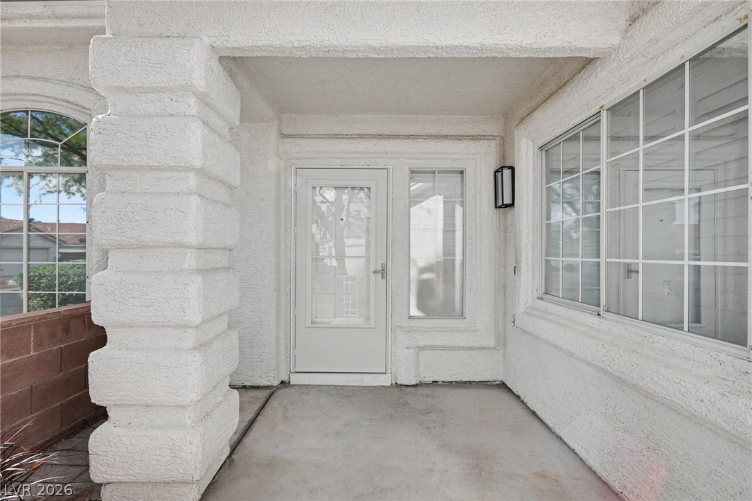 Photo 5 of 3773 Point Sublime Street