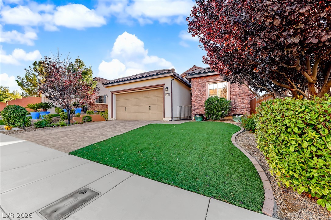 Photo 4 of 2625 Bechamel Place