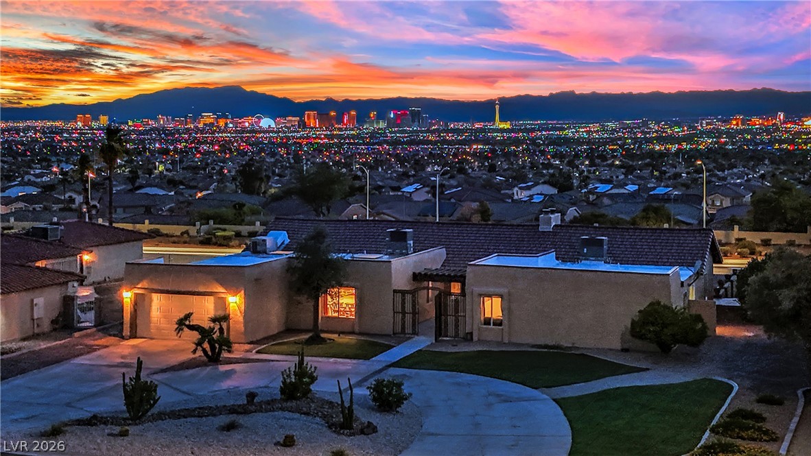 Photo 40 of 47, 1027 Sidehill Way