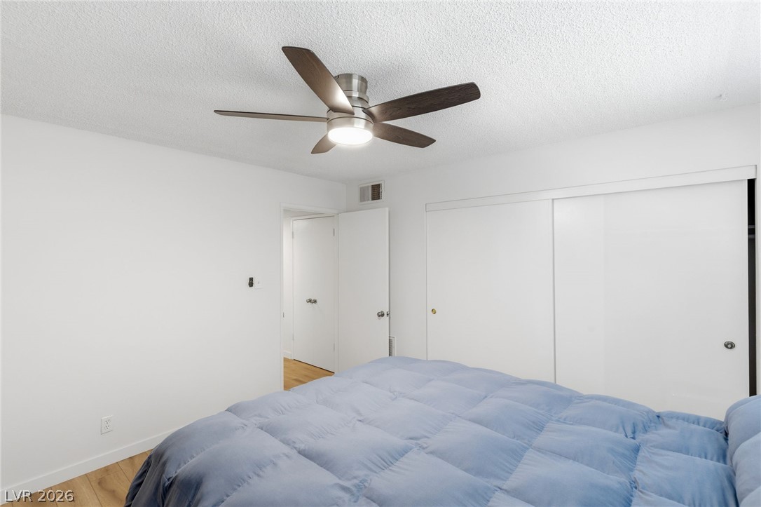 Photo 18 of 29, 208 Orland Street #10