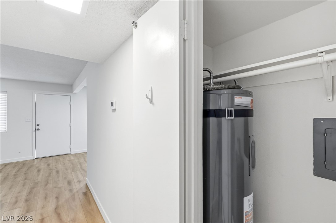 Photo 22 of 29, 208 Orland Street #10