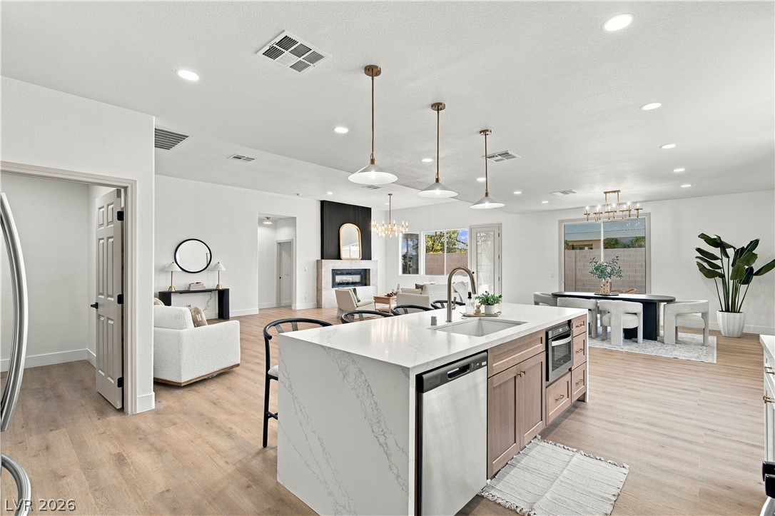 Photo 5 of 8725 Butterchurn Avenue