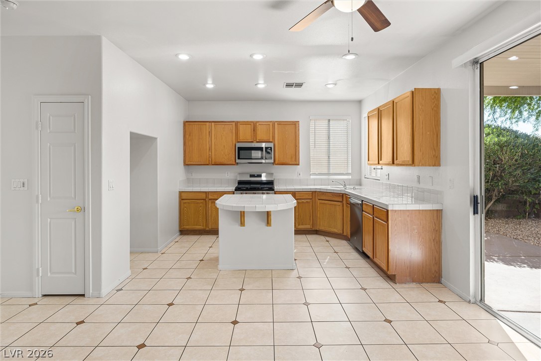 Photo 17 of 43, 10929 Esta Ponia Court