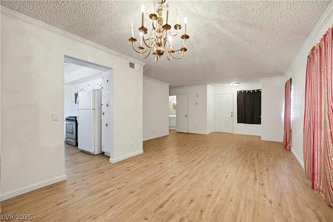 Photo 7 of 21, 900 Coral Isle Way
