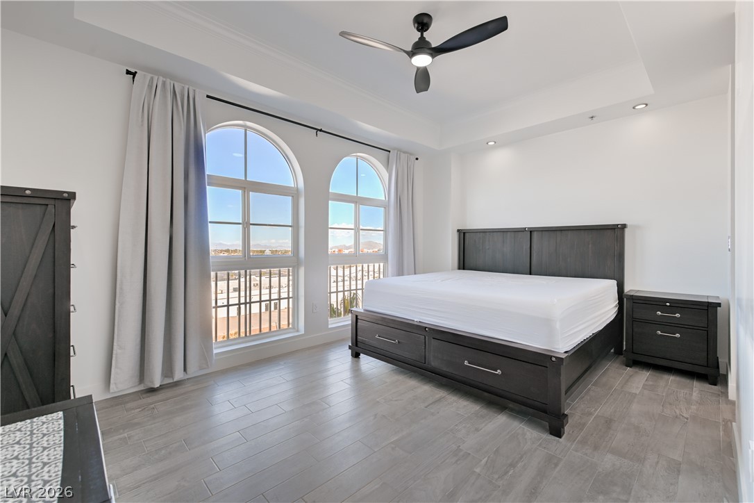 Photo 9 of 20, 2405 W Serene Avenue #717