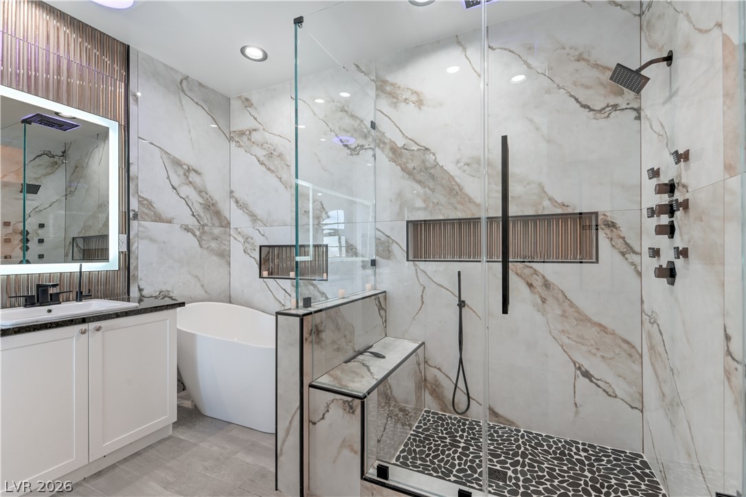 Photo 3 of 2405 W Serene Avenue #717