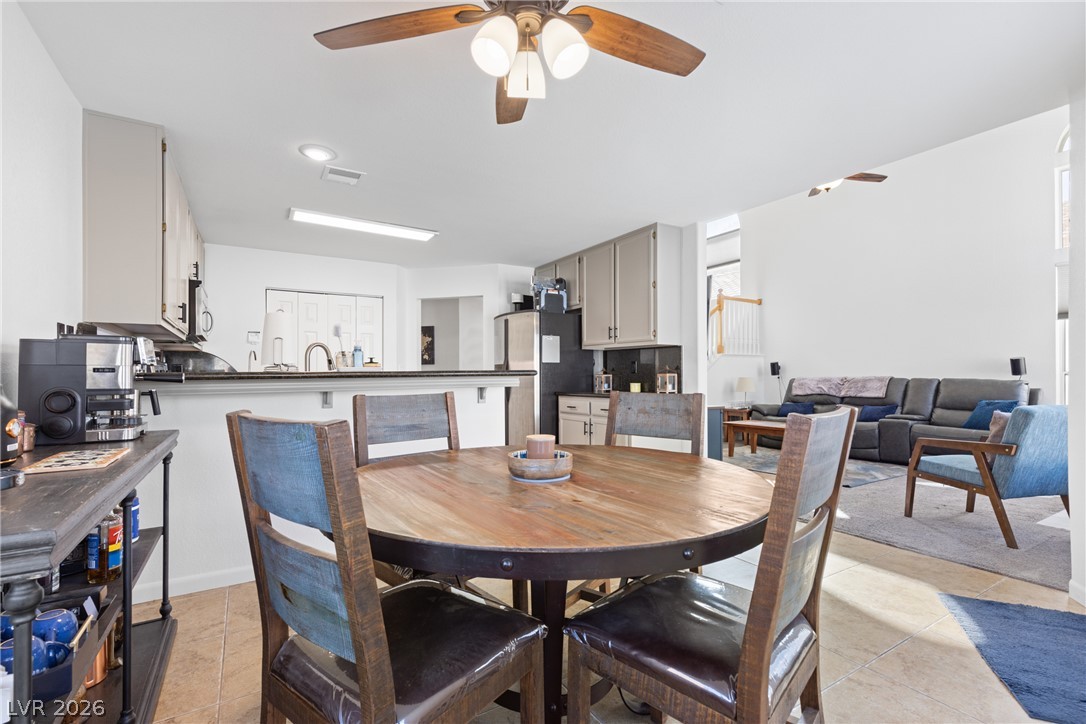 Photo 10 of 32, 8200 James Grayson Drive
