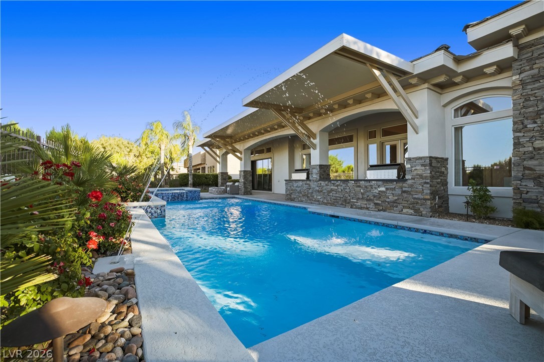 Photo 33 of 55, 9320 Tournament Canyon Drive