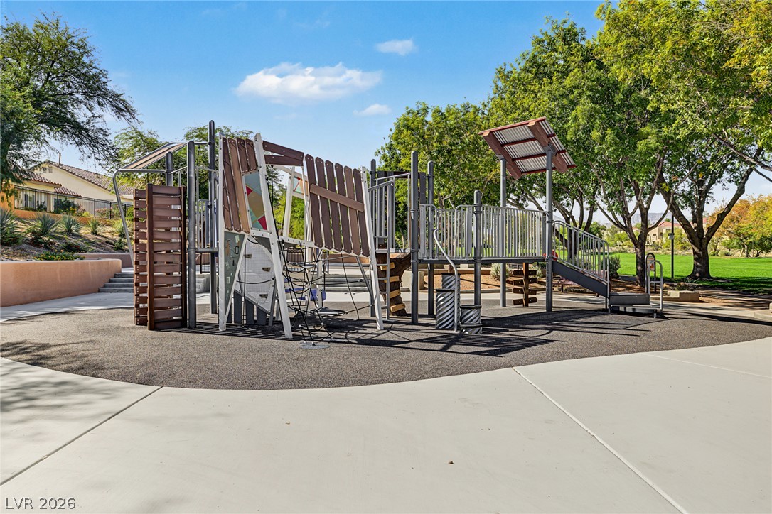 Photo 20 of 47, 1908 Mountain Hills Court #205