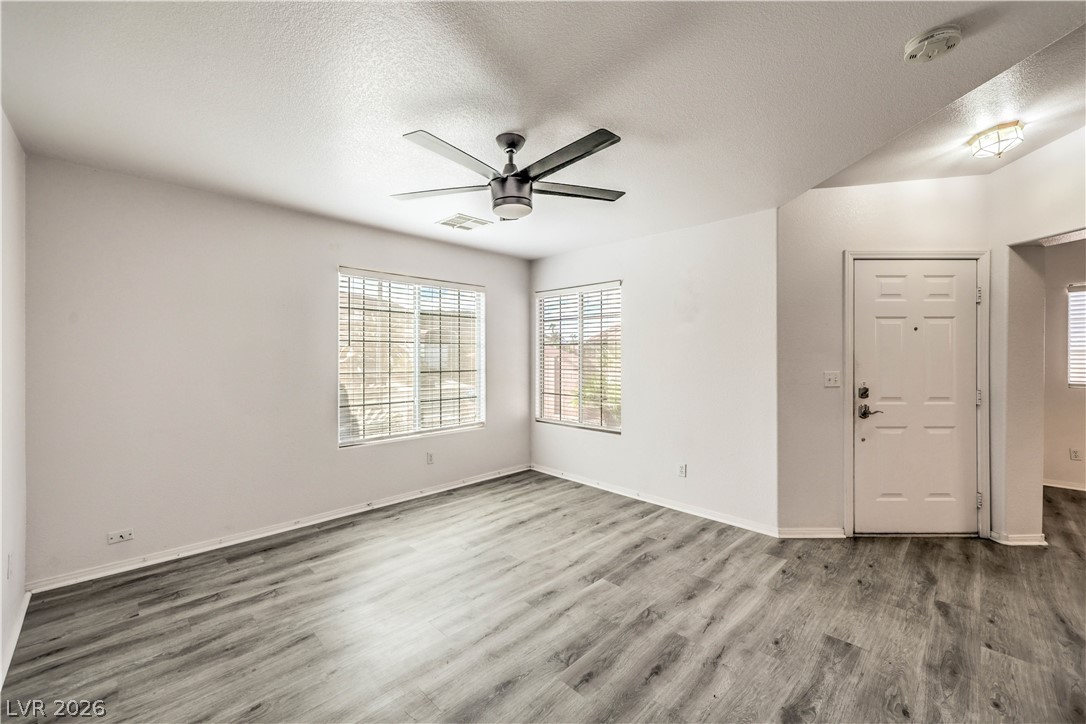 Photo 7 of 29, 444 Richgold Street