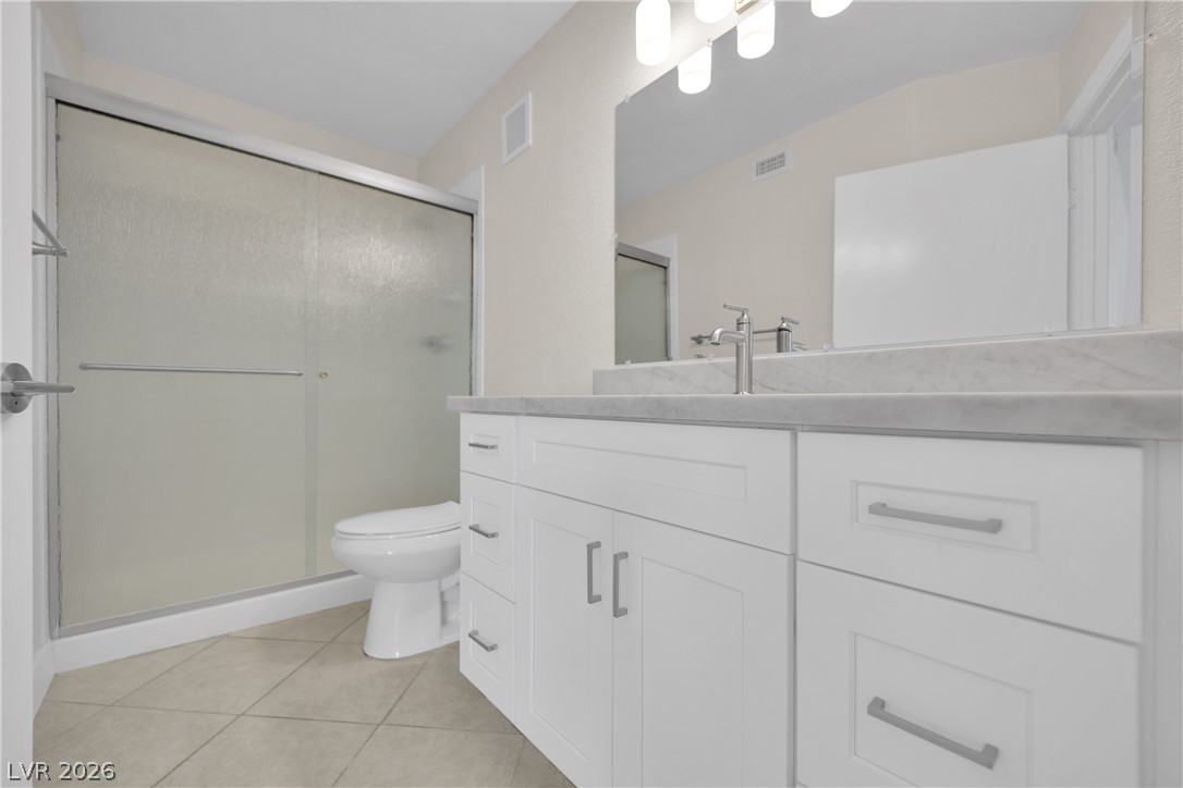 Photo 12 of 28, 7950 W Flamingo Road #1038