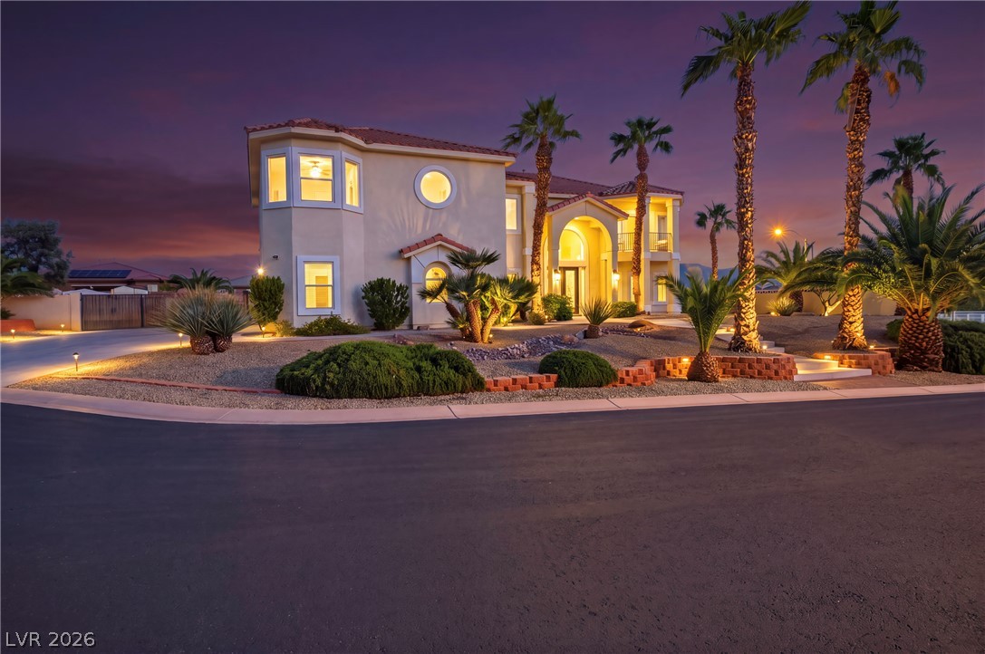 Photo 6 of 68, 6695 N Grand Canyon Drive