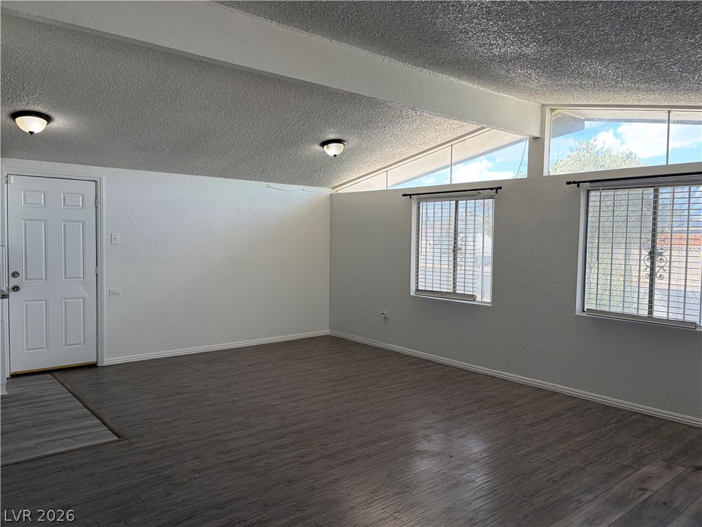 Photo 10 of 38, 5701 Evergreen Avenue