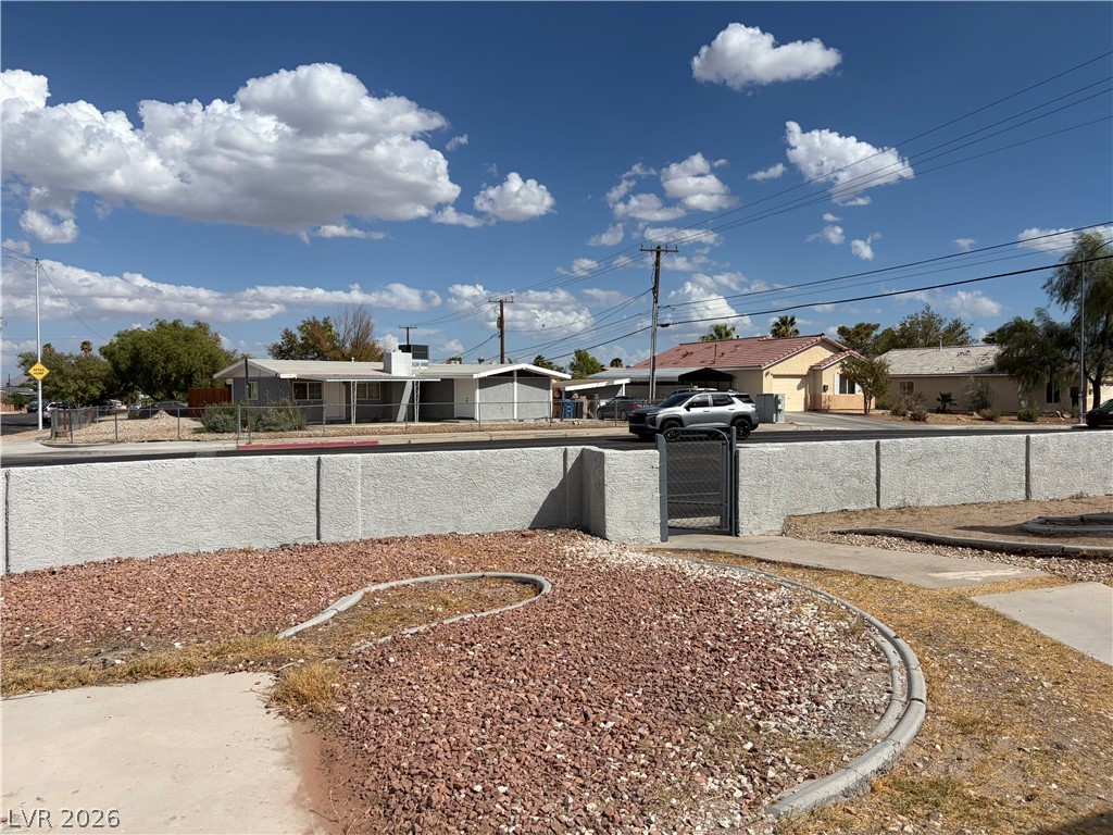 Photo 4 of 5701 Evergreen Avenue