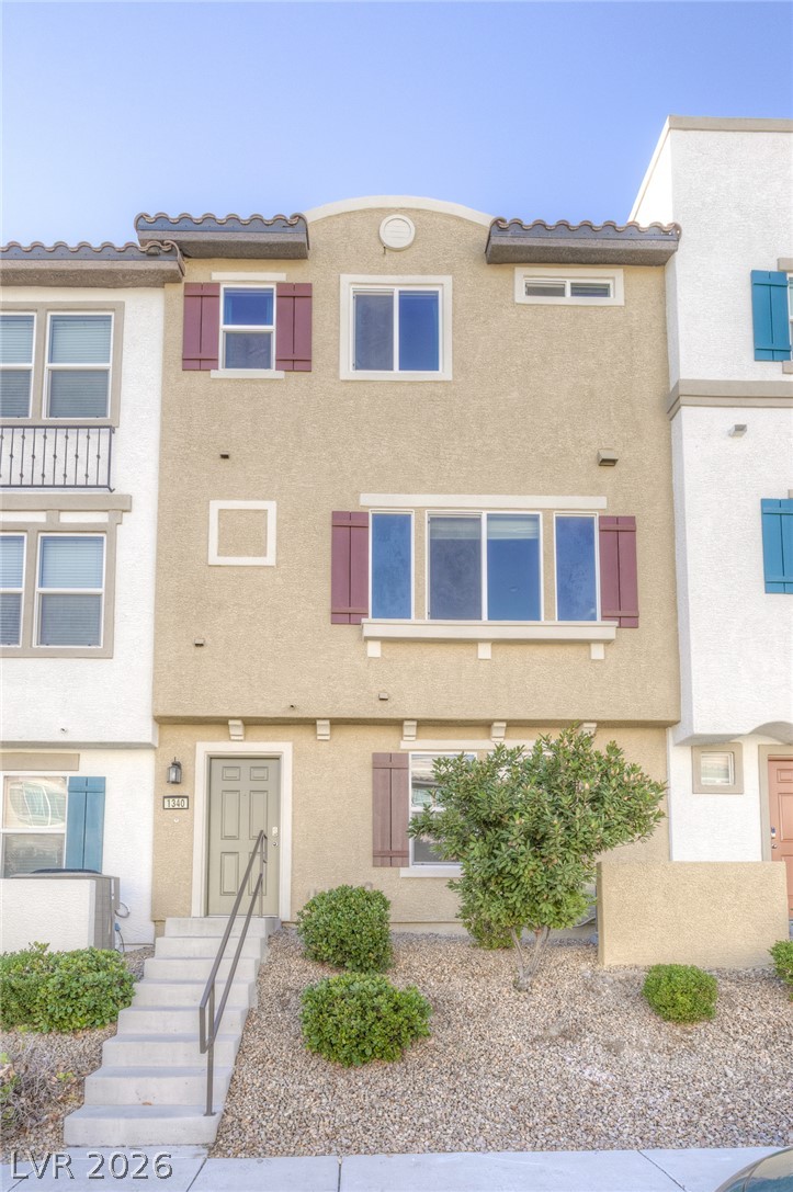 1340 Quiet Fox Way, Henderson