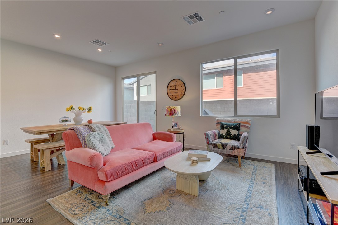 Photo 5 of 3212 Vittoria Avenue