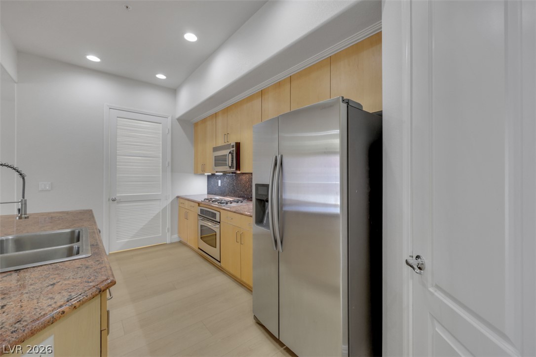 Photo 24 of 33, 26 E Serene Avenue #402