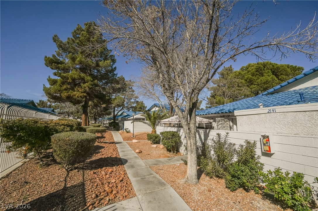 Photo 4 of 2141 Twickenham Place #C