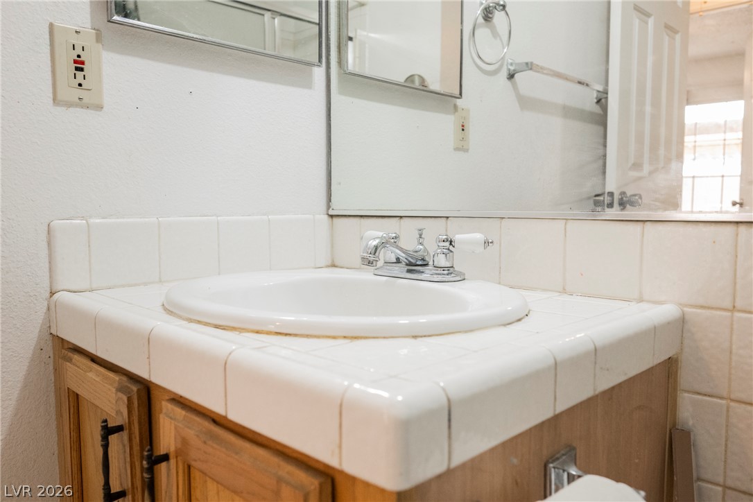 Photo 30 of 46, 2141 Twickenham Place #C
