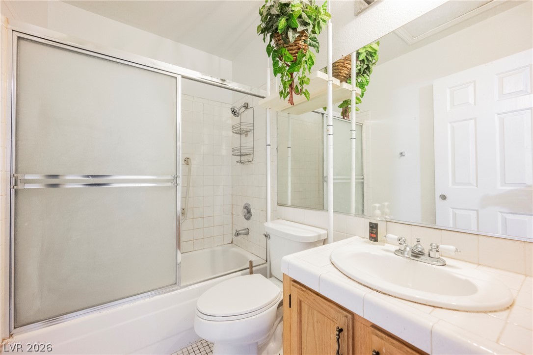 Photo 23 of 46, 2141 Twickenham Place #C
