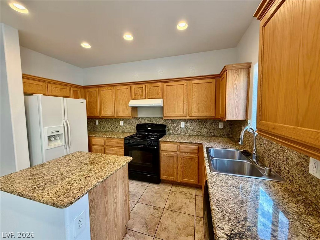 Photo 3 of 9360 Fitzwilliam Avenue
