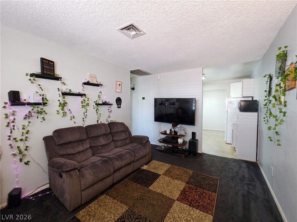 Photo 7 of 22, 3934 Torsby Place