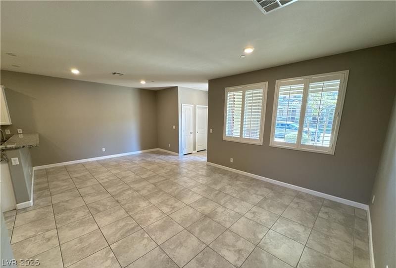 Photo 7 of 24, 3162 Arco Avenue