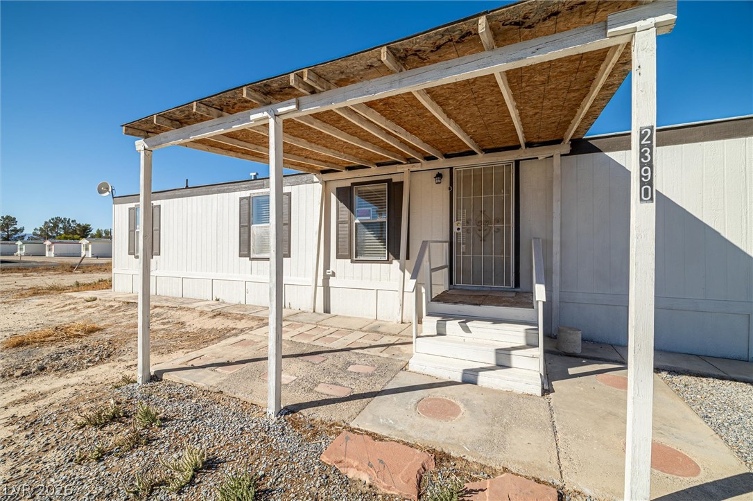 Photo 3 of 2390 N Lola Lane