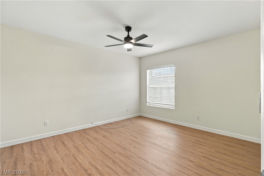 Photo 16 of 27, 690 Corte Madera Avenue