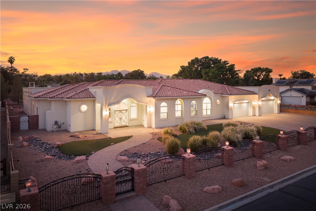 3035 Montessouri Street, Las Vegas