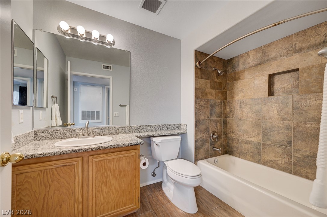 Photo 30 of 40, 3125 N Buffalo Drive #1145