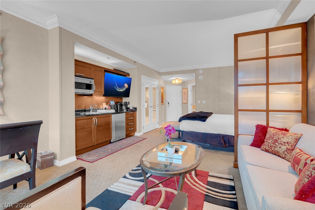 Photo 17 of 44, 145 E Harmon Avenue #2215
