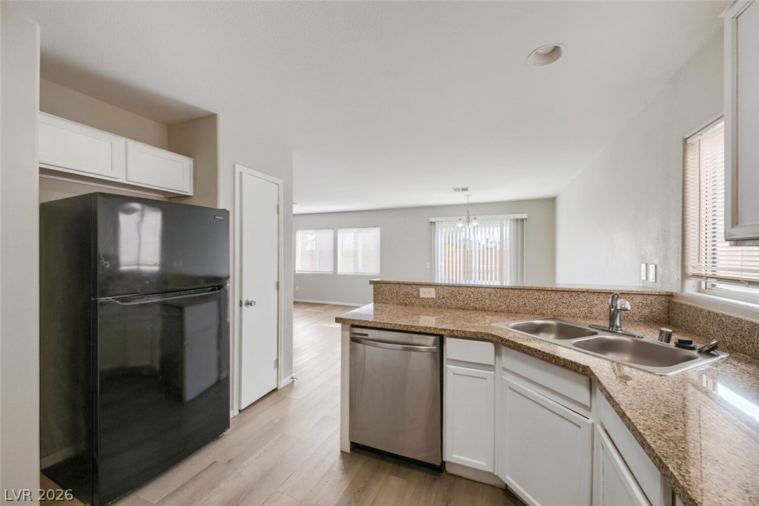 Photo 11 of 29, 5346 Black Eyed Susan Court