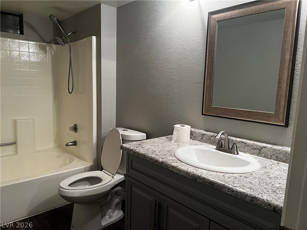 Photo 6 of 13, 2995 E Sunset Road #110