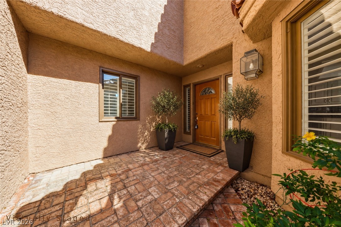 Photo 2 of 4912 Tierra Del Sol Drive