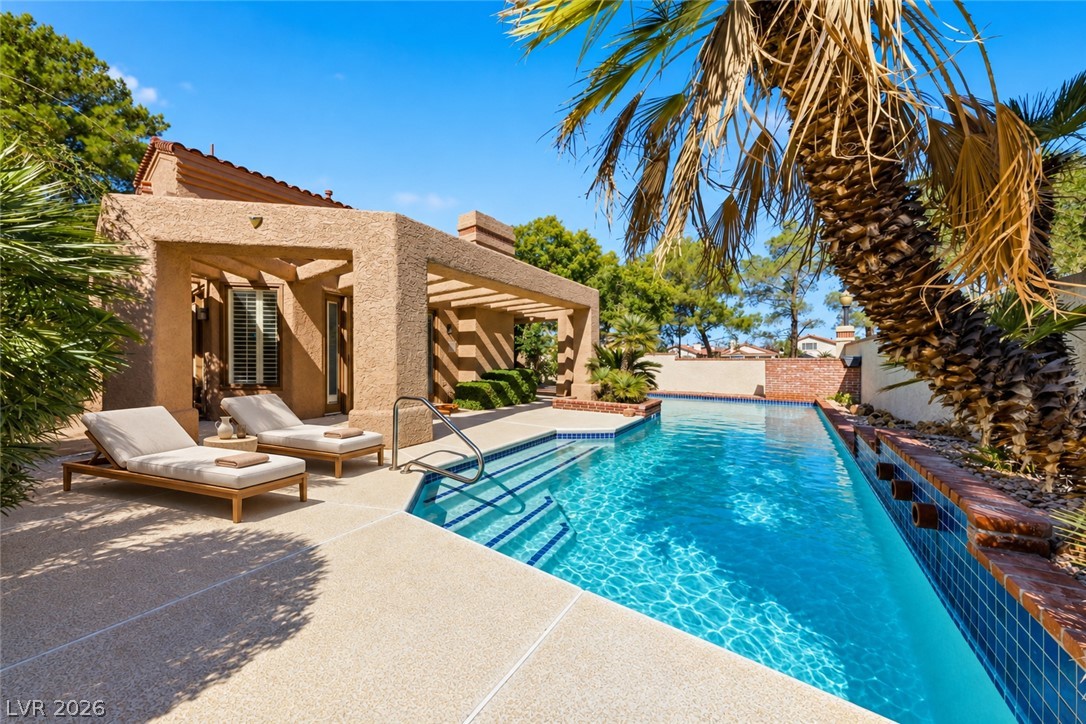 Photo 4 of 4912 Tierra Del Sol Drive