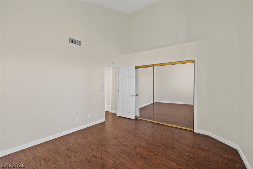 Photo 18 of 25, 2071 Sutton Way