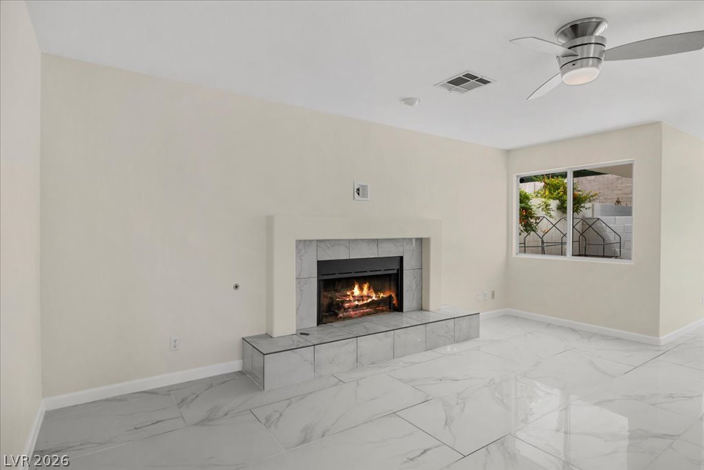 Photo 7 of 25, 2071 Sutton Way