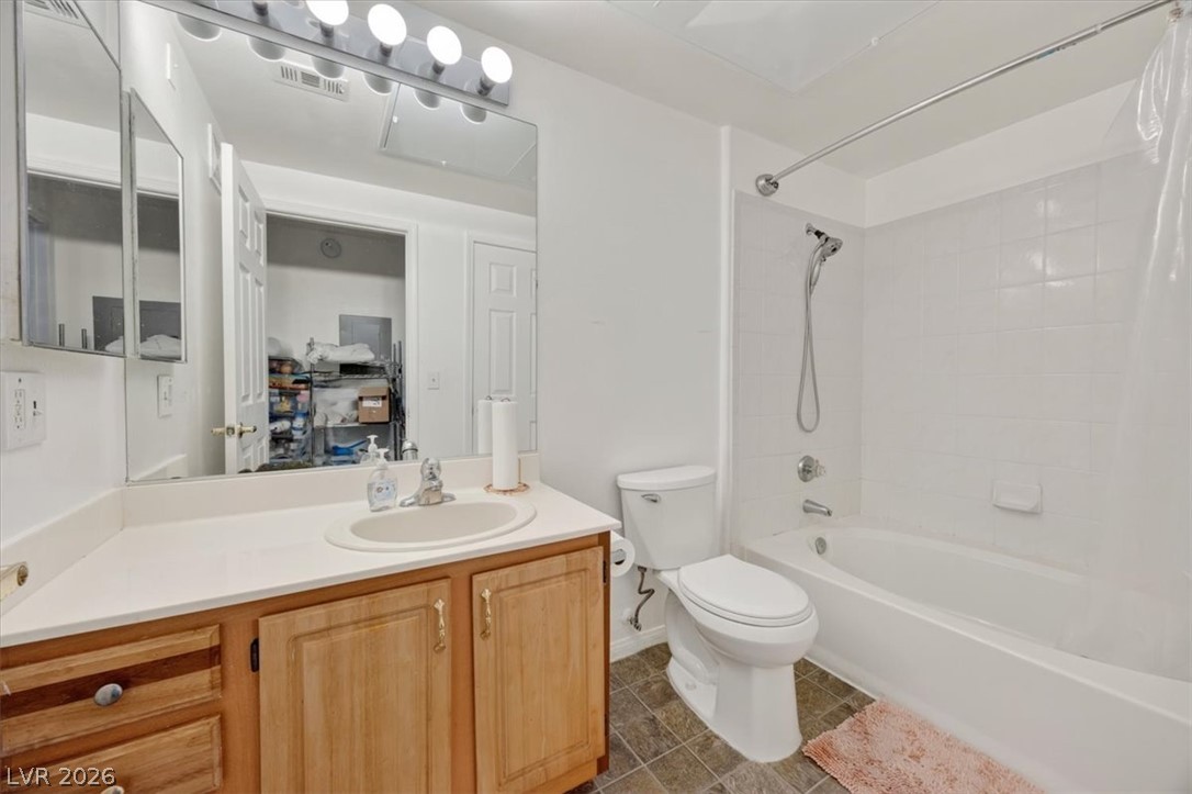 Photo 25 of 29, 8555 W Russell Road #2108