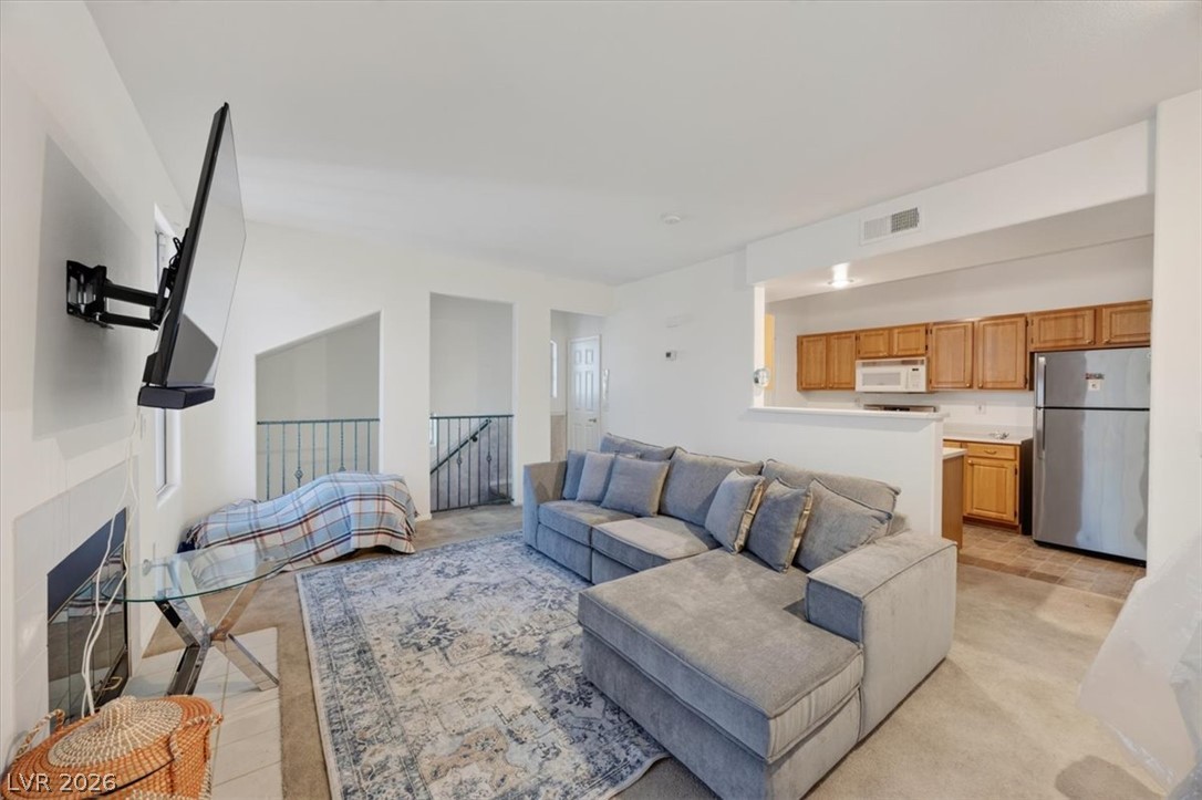 Photo 14 of 29, 8555 W Russell Road #2108