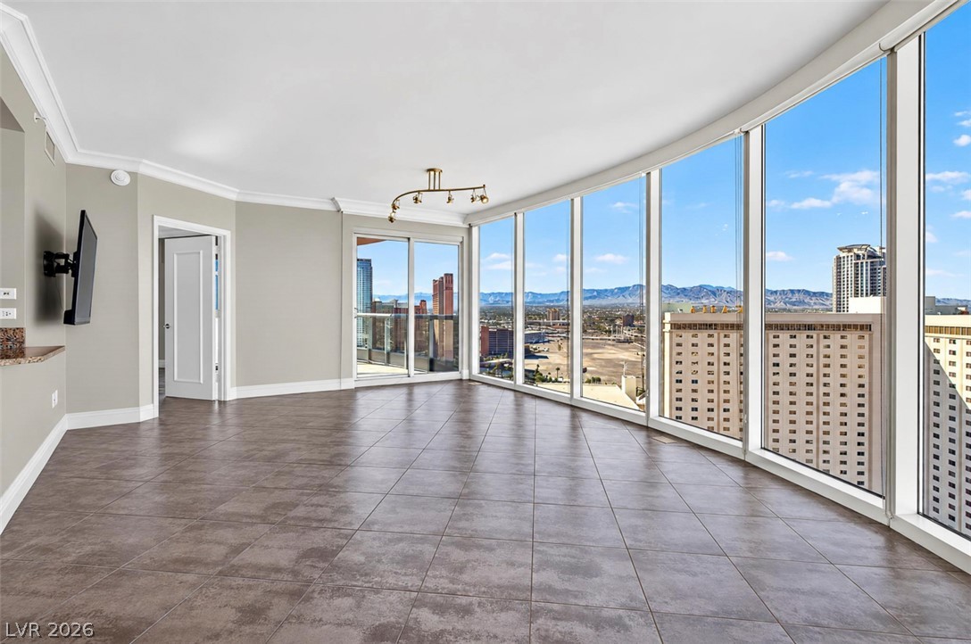 Photo 8 of 47, 222 Karen Avenue #2608