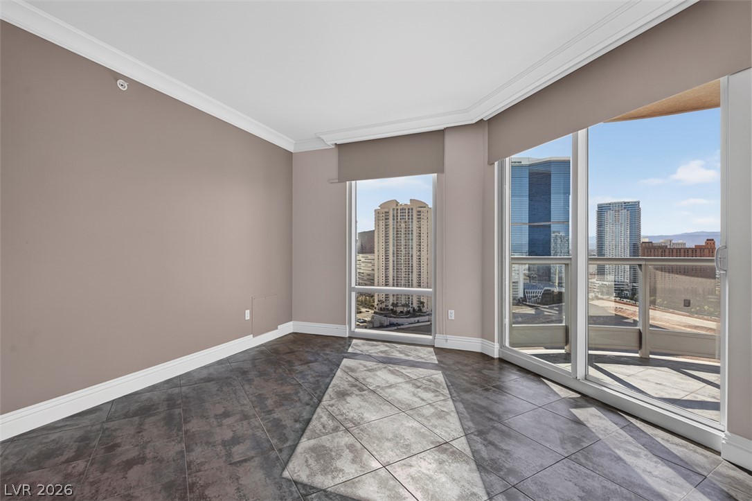 Photo 10 of 47, 222 Karen Avenue #2608