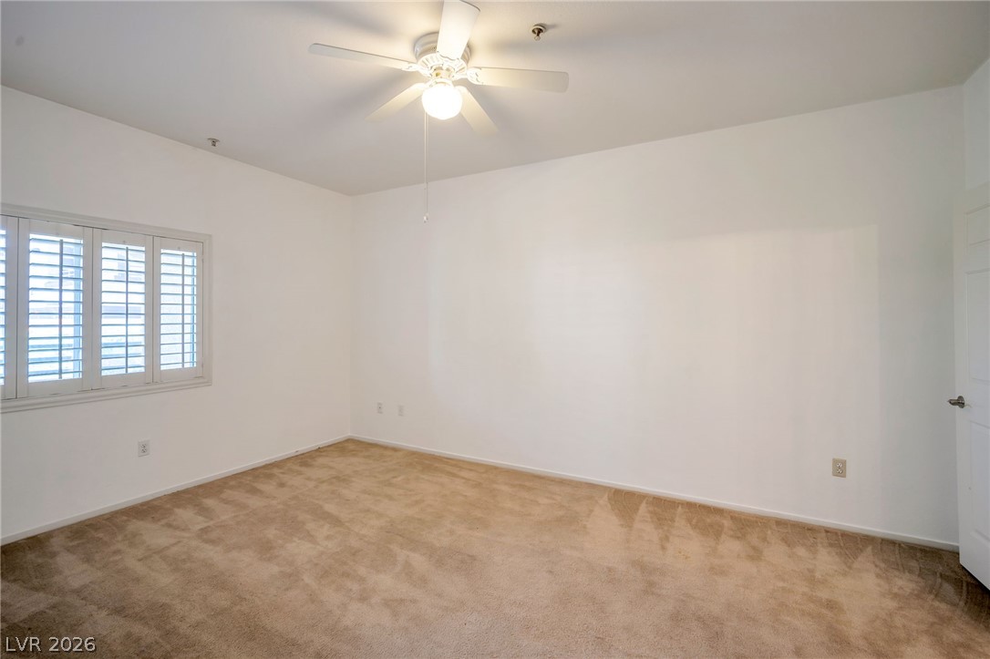 Photo 9 of 25, 2291 W Horizon Ridge Parkway #2108